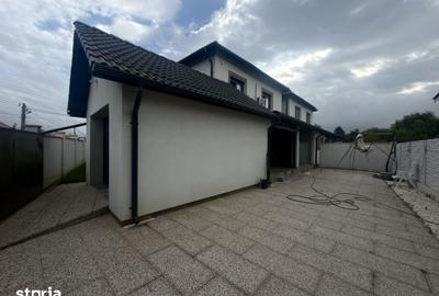 Casă cu 5 camere cu Teren 300 Mp în Sânmihaiu Român - 13