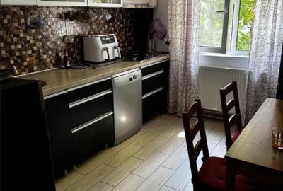 3 camere Gorjului - *centrala proprie* - 2