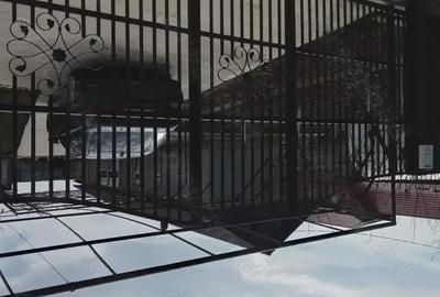 Casa de vinzare Casa de vinzare - 1