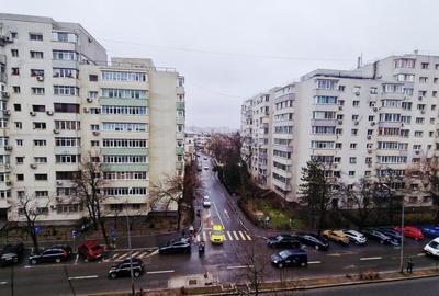 Garsonieră decomandată, mobilată în 1 Mai - 15