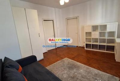 Apartament cu 2 camere decomandat în P-ța Universității