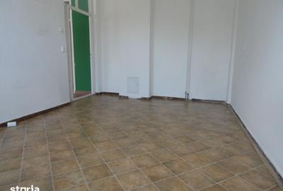 Spațiu comercial, de 146 mp, în Intim - 15