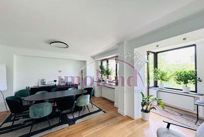 Apartament cu 3 camere decomandat în Aviatorilor