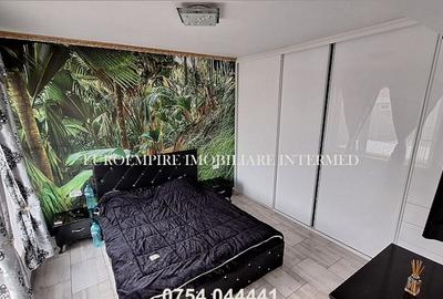 Vila+casa de vanzare in Constanta, zona Km 5 - 3