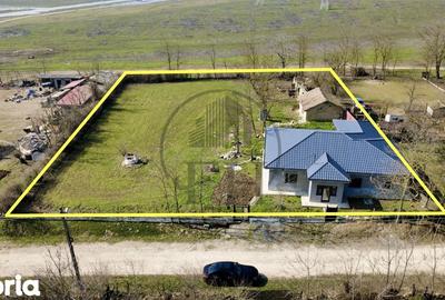 Casă cu 4 camere cu Teren 2561 Mp în Cobadin - 20