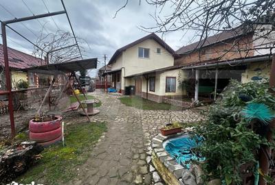 Casă cu 4 camere cu Teren 650 Mp în Vințu de Jos - 1