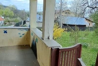 Casă individuală cu 5 camere cu Teren 2671 Mp în Plaiu (Provița de Sus) - 2