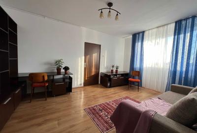 Apartament cu 2 camere semidecomandat în 1 Mai - 1
