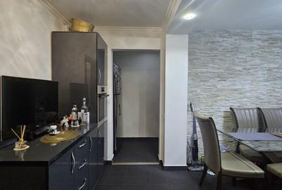 Apartament cu 4 camere decomandat în Vitan - 4