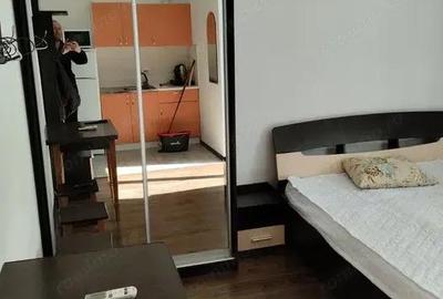 Garsonieră decomandată în Dristor
