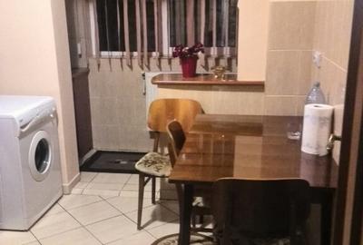 Garsonieră decomandată în Blașcovici