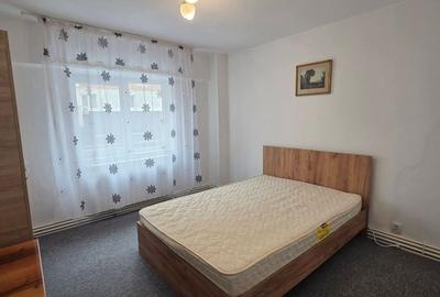 Apartament cu 2 camere decomandat în Central - 4