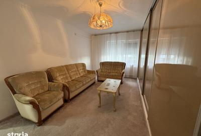 Apartament cu 3 camere decomandat în Nufărul - 2