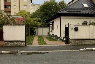 Casă cu 5 camere cu Teren 309 Mp în Central - 16