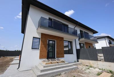 Casa 4 camere, complex 32 case,  Popas Pacurari, IASI - 1