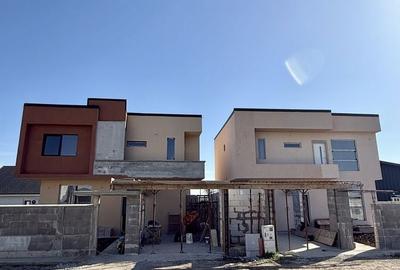 Casă cu 4 camere în Valu lui Traian - 2