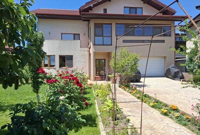 Casă individuală cu 7 camere cu Canalizare în Dobroești - 2