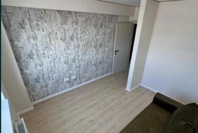 Apartament cu 3 camere decomandat în Tractorul - 3