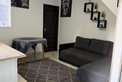 Casă cu 3 camere cu Teren 50 Mp în Central - 2