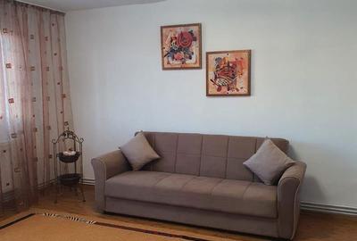 Apartament cu 4 camere decomandat în Exterior Vest