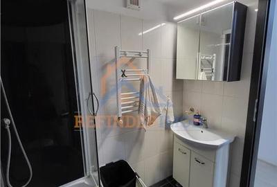 Apartament de vanzare cu 3 camere in zona Trapezului - 11