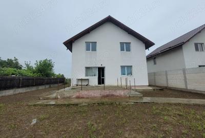 Casă cu 5 camere cu Teren 400 Mp în Dumitrana - 7