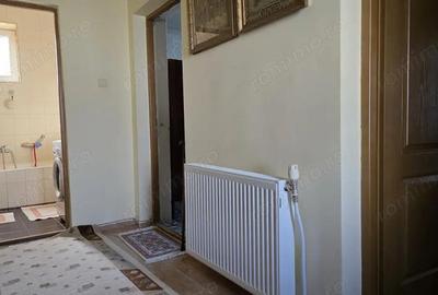 Casă cu 3 camere în Central - 1