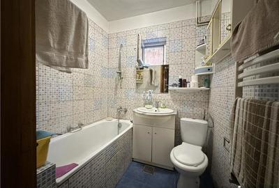 Casă cu 5 camere cu Teren 250 Mp în Colentina