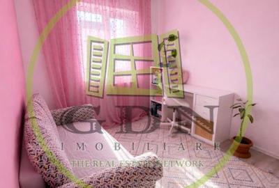 Apartament cu 3 camere decomandat în Triaj - 4