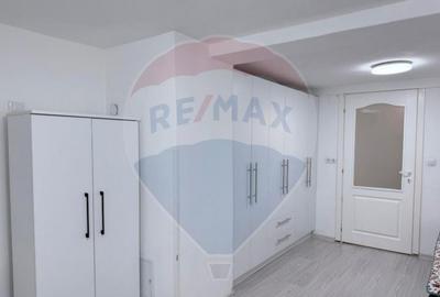 Apartament cu 3 camere decomandat în Hipodrom 1 - 2