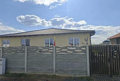 Casă cu Teren 360 Mp în Șag