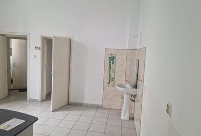 Spațiu comercial, de 35 mp, în Horea - 6