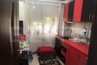 Apartament cu 4 camere semidecomandat, mobilat în Micro 14 - 12