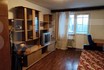 Apartament cu 2 camere decomandat, mobilat în Brâncoveanu