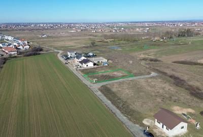 Teren Construcții intravilan de 717 mp, în Urseni - 2