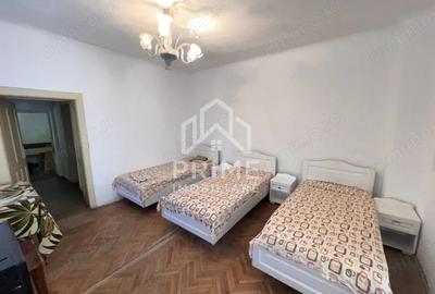 Casă cu 3 camere cu Teren 705 Mp în Central - 1