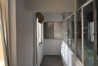 Apartament cu 3 camere semidecomandat în Take Ionescu - 3