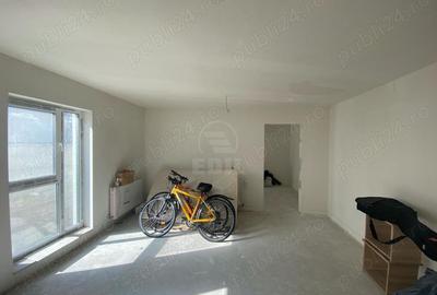 Apartament cu 3 camere semidecomandat în Florești - 8