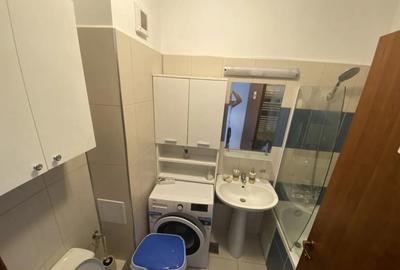 Apartament cu 2 camere decomandat în Girocului
