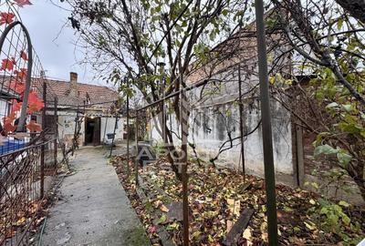 Casa cu anexe + Teren de 539mp | Zona Fratelia - 4