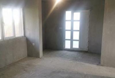 Casă individuală cu 5 camere cu Teren 388 Mp în Jieni - 9