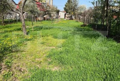 Casă cu 3 camere cu Teren 877 Mp în Central - 2