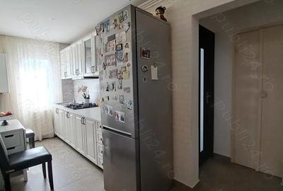 Apartament 3 camere,etaj 2. - 6