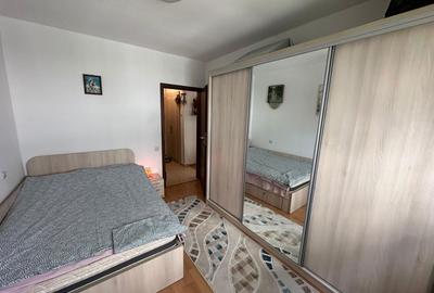Apartament cu 2 camere decomandat în Apărătorii Patriei - 7