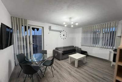 Apartament cu 3 camere semidecomandat, mobilat în Florești - 12