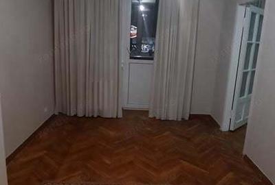 Apartament cu doua camere de vanzare aflat pe Calea Vitan - 1