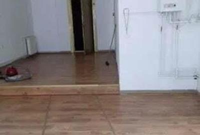 Spațiu comercial, de 60 mp, în Tudor - 2