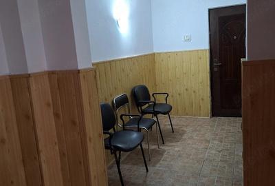 Spațiu comercial, de 60 mp, în Central - 2