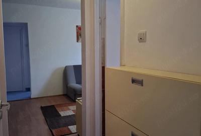 Apartament cu 2 camere semidecomandat în Rogerius