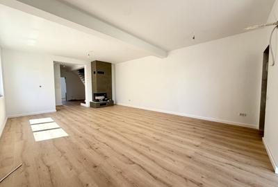 Duplex cu 4 camere cu Canalizare în Dumbrăvița - 1
